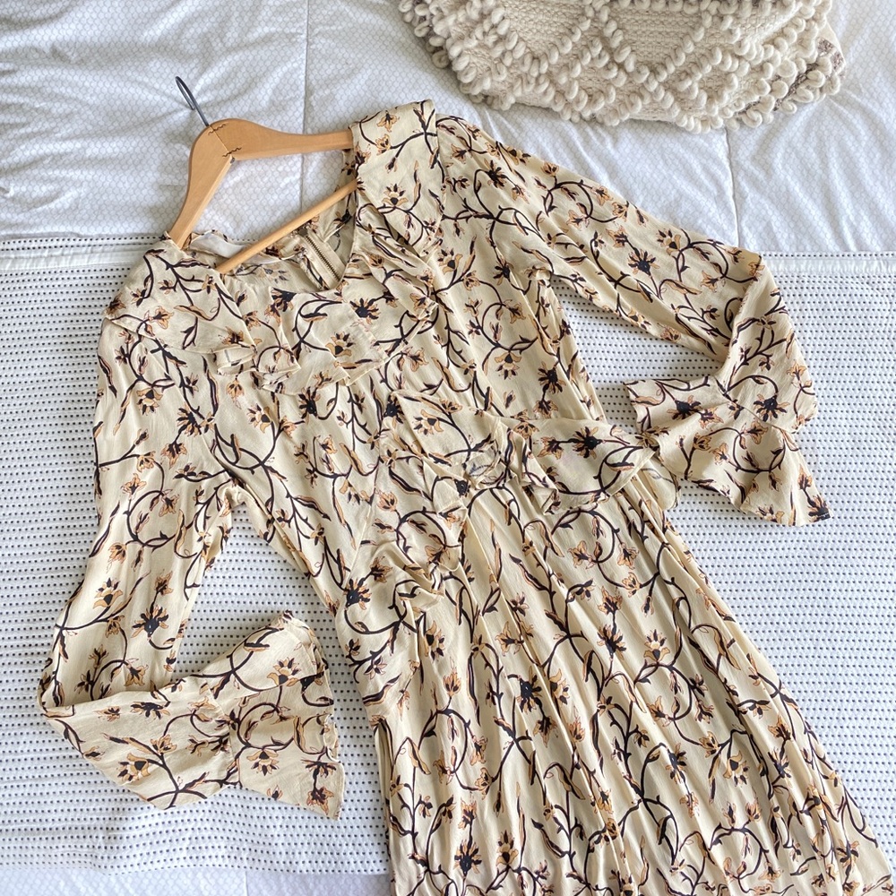 RARE Doen sample dress